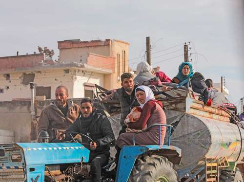 Combatientes pro turcos toman la ciudad siria de Hama   