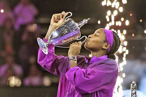 Coco Gauff se corona  en las Finales WTA   