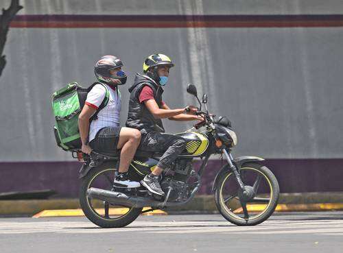 Avalan diputados que repartidores de apps reciban en el IMSS prestaciones   