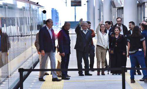 Inaugura AMLO segundo tramo de El Insurgente, que llega a la Ciudad de México   