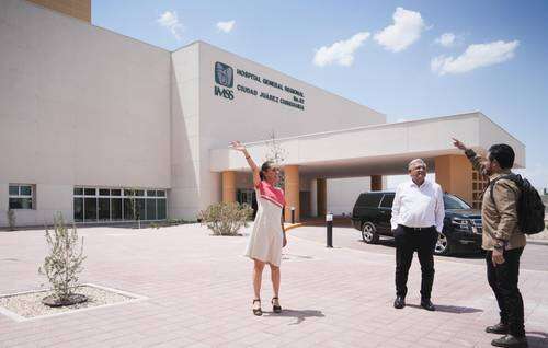 Revisan López Obrador y Sheinbaum trabajos en hospital de Ciudad Juárez   