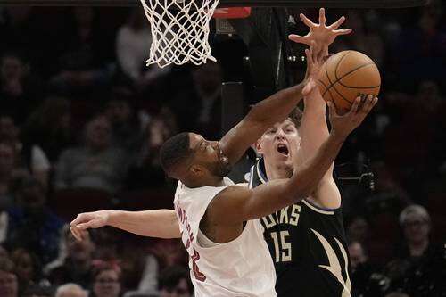 Cavaliers derrotan a Bucks 124-101 y suman ya 15 triunfos en casa   