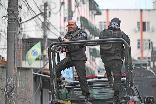 Comienza megaoperativo policial en favelas de Brasil   