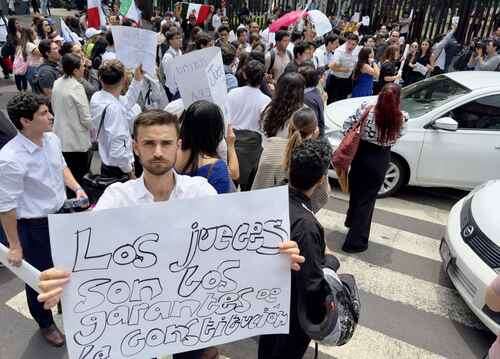 Carlos Fernández-Vega: México, SA   