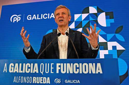 El derechista PP retiene la mayoría absoluta en el Parlamento de Galicia   