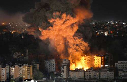 Israel ataca con misiles Tiro, antigua ciudad de Líbano   