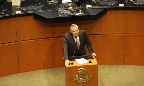 Adán López enfurece a la oposición en el Senado   