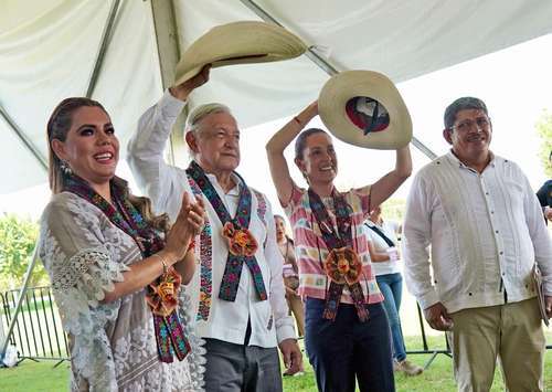 Sheinbaum y AMLO visitan la Costa Chica de Guerrero   