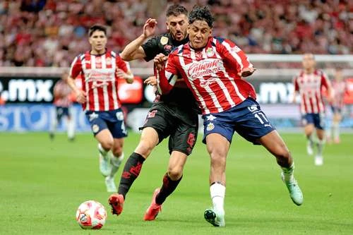 Chivas no levanta; cae por goleada ante Toluca   