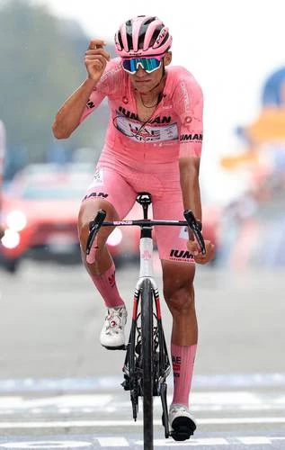 Del Toro, el heredero de Pogacar; algún día rodaré para él, afirma el esloveno   