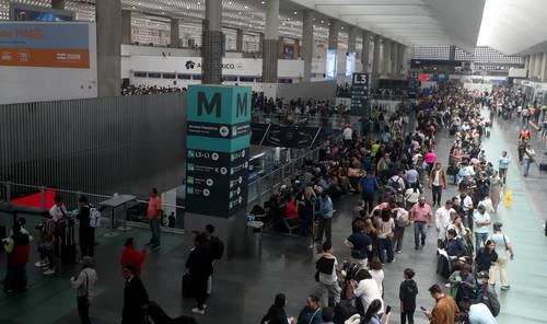 Cumple 97 años el AICM   