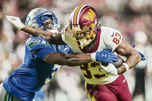 Halcones marinos derrotan 38-14 a Comandantes   