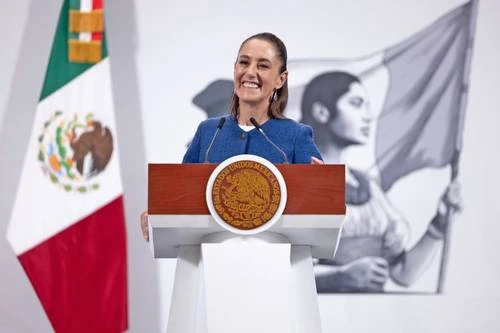 Julio Hernández López: Astillero   