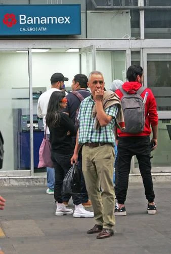 Banamex sale de La Red por casi 12 horas   