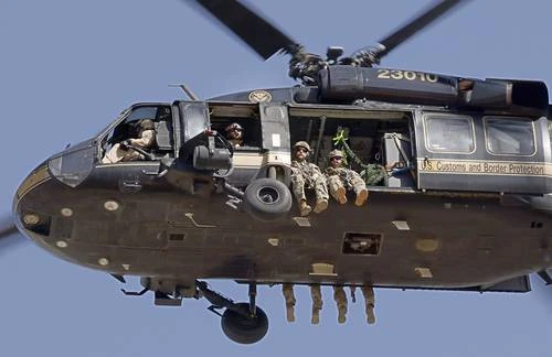 Trump decidirá si usa al ejército contra cárteles mexicanos: Vance   