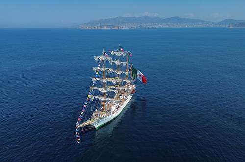 Cadetes de la Armada de México, embajadores de la cultura nacional   