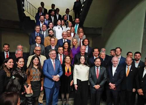 Las consultas en México entran en su etapa final   