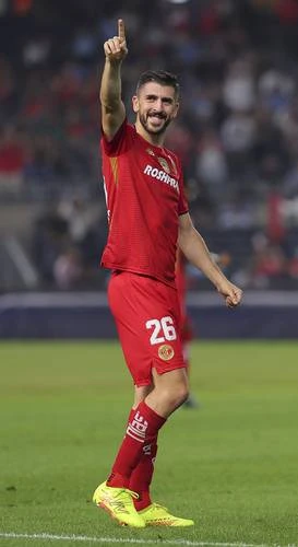 El Toluca remonta y pinta de rojo el estadio de los Yanquis   