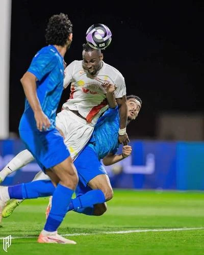 Julián Quiñones firma triplete y continúa brillando en Arabia Saudita   