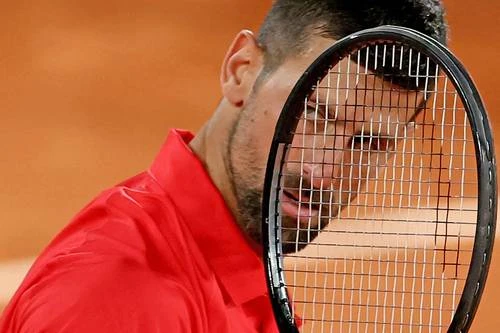 Sinner frena  a Djokovic en  Roland Garros   