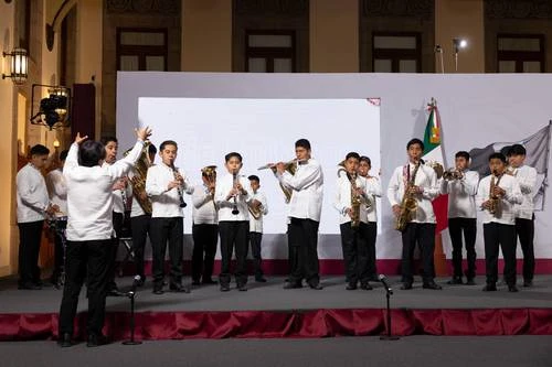 La fiesta Yoltlajtoli reunirá en el Zócalo a más de mil 200 pequeños músicos del país   