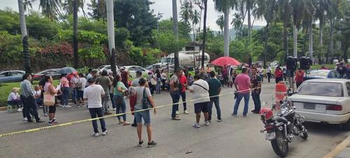 Marchan más de 5 mil docentes por la abrogación de la Ley del Issste   
