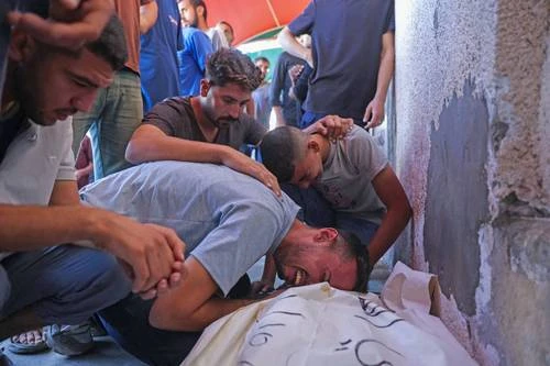 Tanques impiden que palestinos regresen  a la ciudad de Gaza   