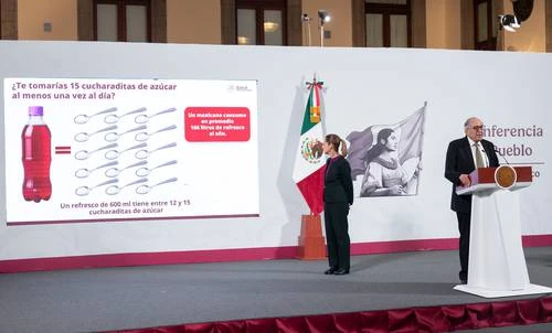 Julio Hernández López: Astillero   