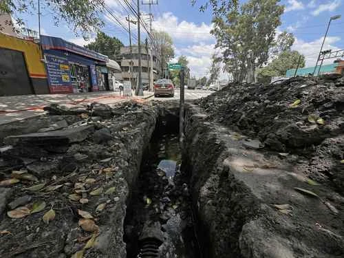 Se desplomó el gasto en infraestructura 19% de enero a abril    