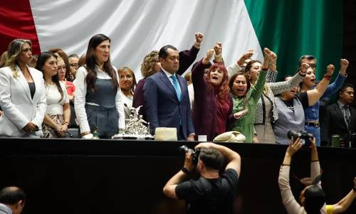 Carlos Fernández-Vega: México SA   