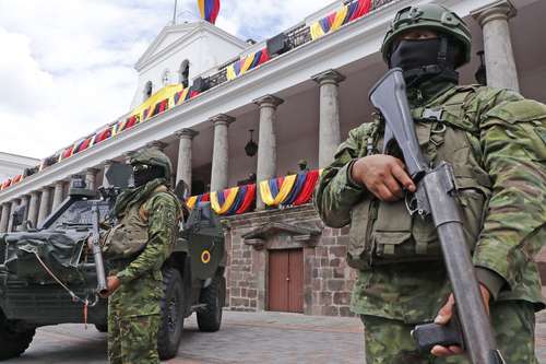 Empiezan campañas en Ecuador en medio de fuerte resguardo militar   