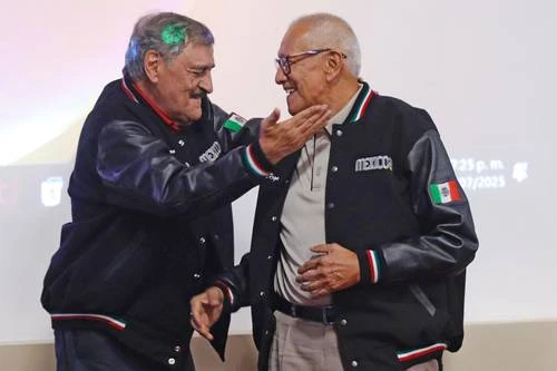 Rinden homenaje a Guerrero y Raga, leyendas del basquetbol mexicano   