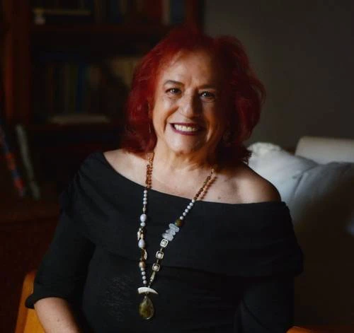 Recopilan dos décadas de la poesía de María del Socorro Soto Alanís   