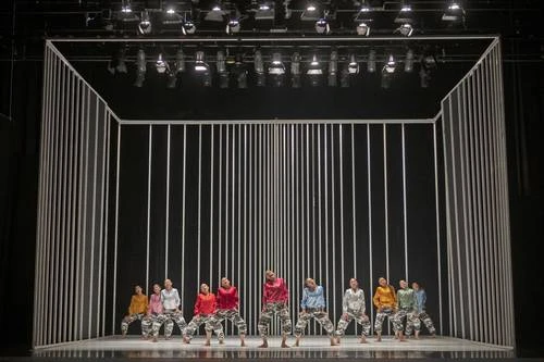 Hard to Be Soft  llevó a escena las cicatrices históricas de Irlanda del Norte   