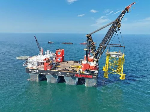 Ordena el gobierno de Trump a empresa danesa Orsted detener un megaproyecto eólico marino   