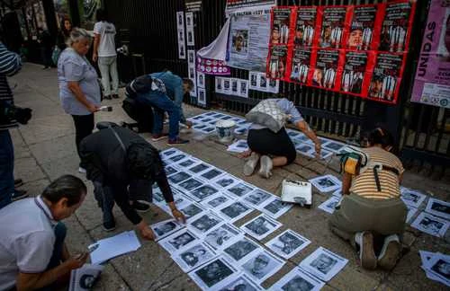 Familiares clausuran el Senado por dichos contra comité de ONU   
