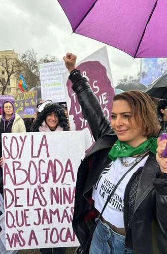 La violencia vicaria mata a las mujeres en vida: abogada   