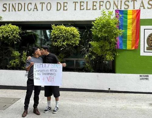 Discriminado por disidente y seropositivo   