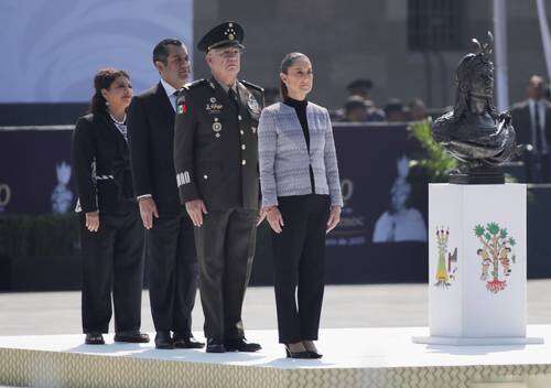 Sheinbaum encabeza funeral de Estado a Cuauhtémoc a 500 años de su asesinato   