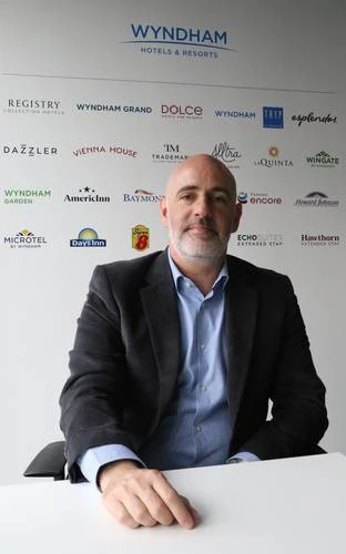 Una gran cadena apuesta por  los hoteleros independientes   