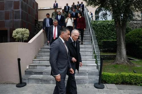 Julio Hernández lópez: Astillero   
