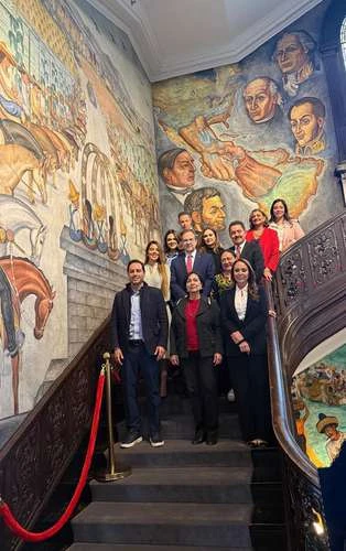 México expone en Washington objeción al gravamen a remesas   