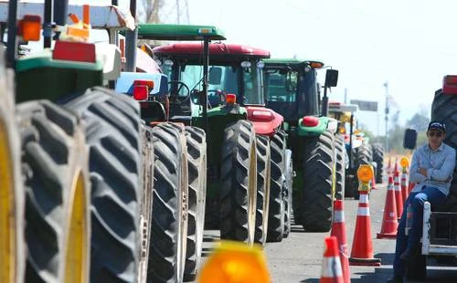 Julio Hernández López: Astillero   