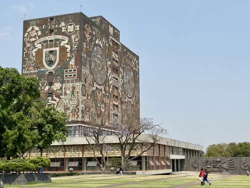 Demanda de ingreso a la UNAM bajó 30% en 5 años   