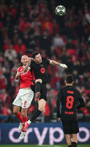 Con un solitario gol de Raphinha, se impone  el Barcelona al Benfica   