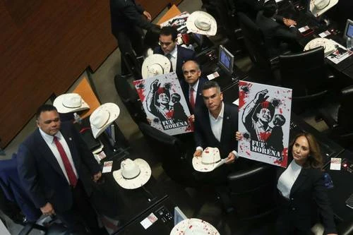 Duelo de insultos entre senadores por el homicidio de Carlos Manzo   