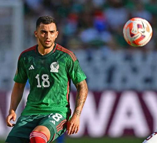 Confía médico en restablecer a Luis Chávez para el Mundial   