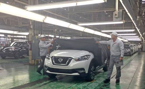 Despedirá Nissan a 20 mil trabajadores por pérdidas   