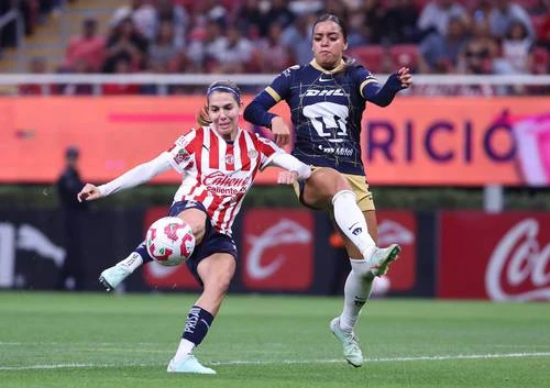 Chivas femenil tiene un pie en la semifinal de liga   