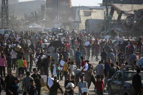 Soldados israelíes asesinaron a 10 palestinos hambrientos   